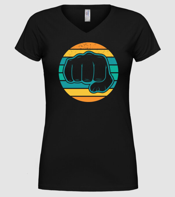 Pumn Retro model negru pe tricou
