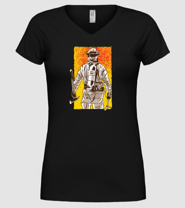 Pompier model negru pe tricou
