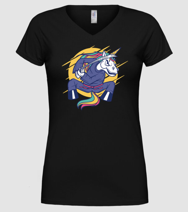 Unicorn Ninja model negru pe tricou