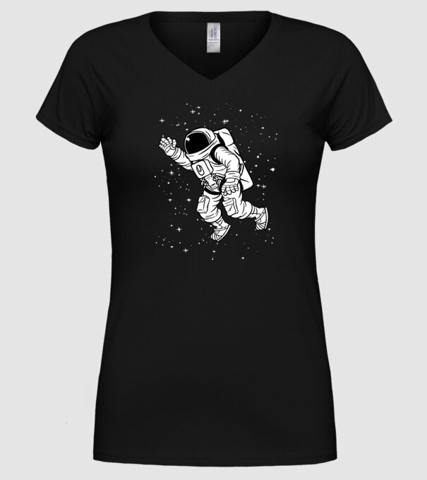 Astronaut model negru pe tricou