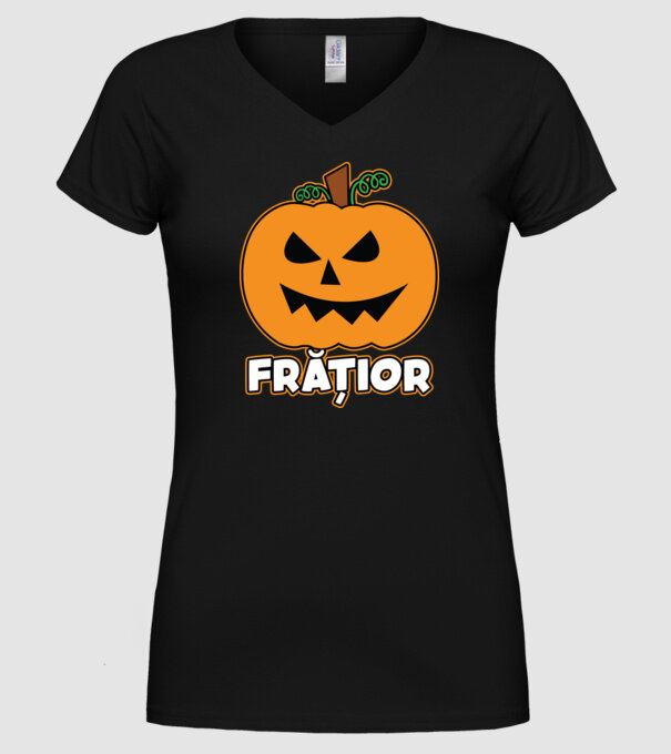 frățior model negru pe tricou