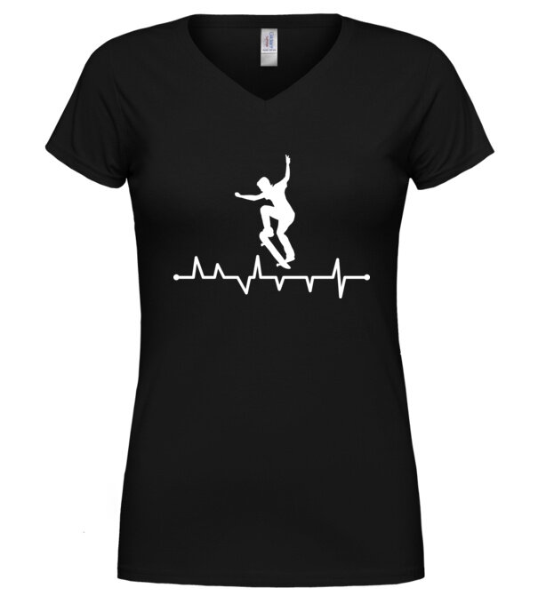  model  pe tricou