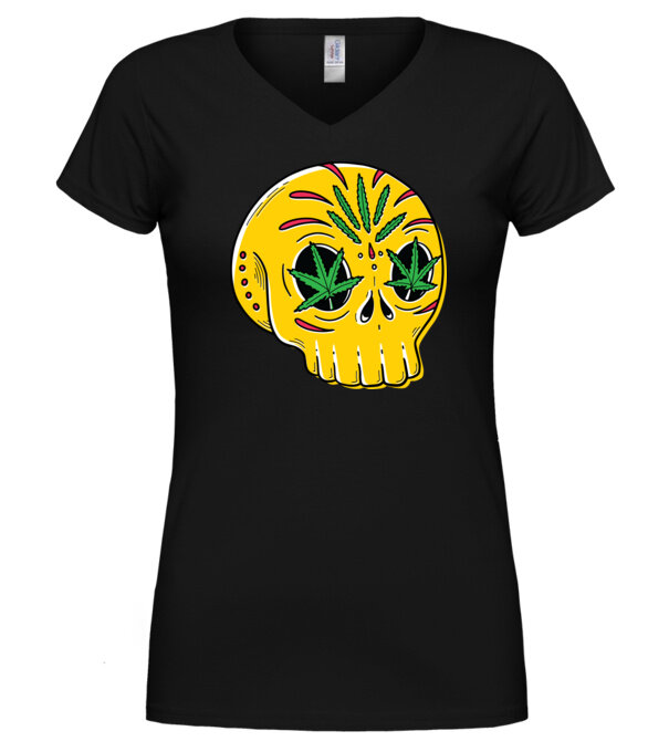  model  pe tricou