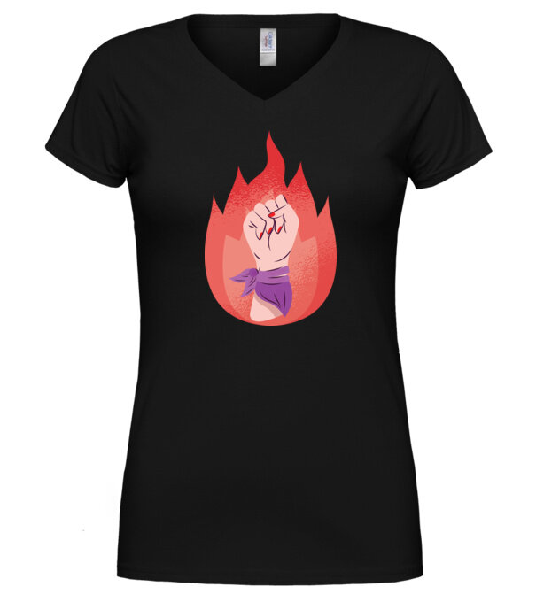  model  pe tricou