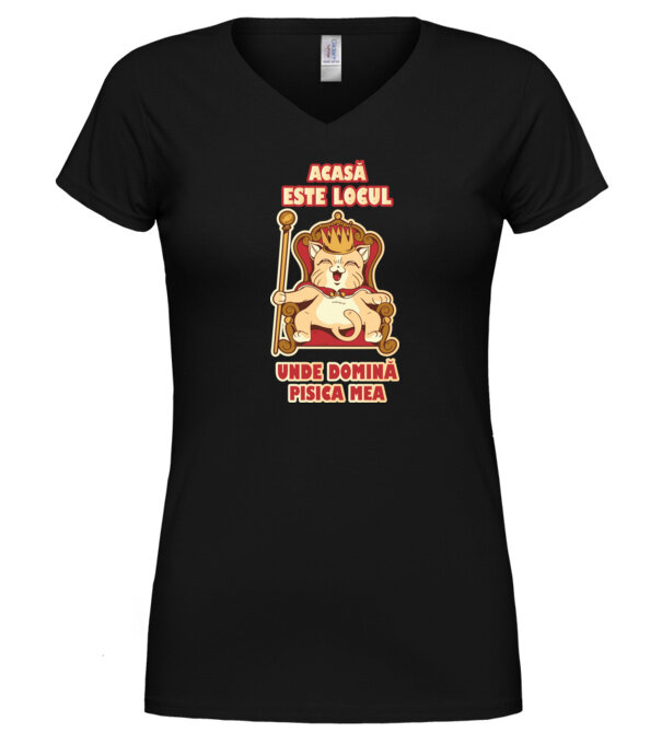  model  pe tricou