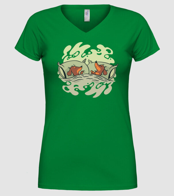 Teckeli dormind model verde pe tricou