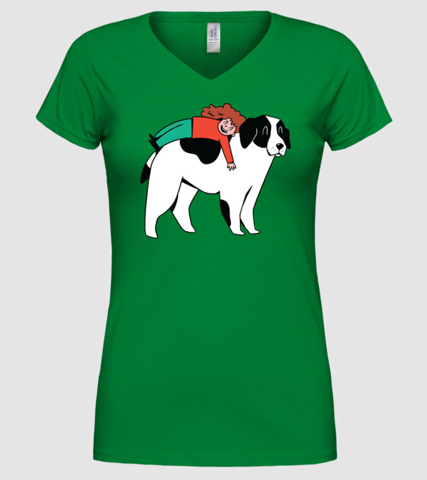 Fetiță cu câine model verde pe tricou