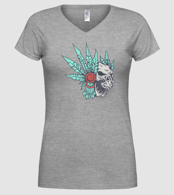 Ancient Skull model gri pe tricou