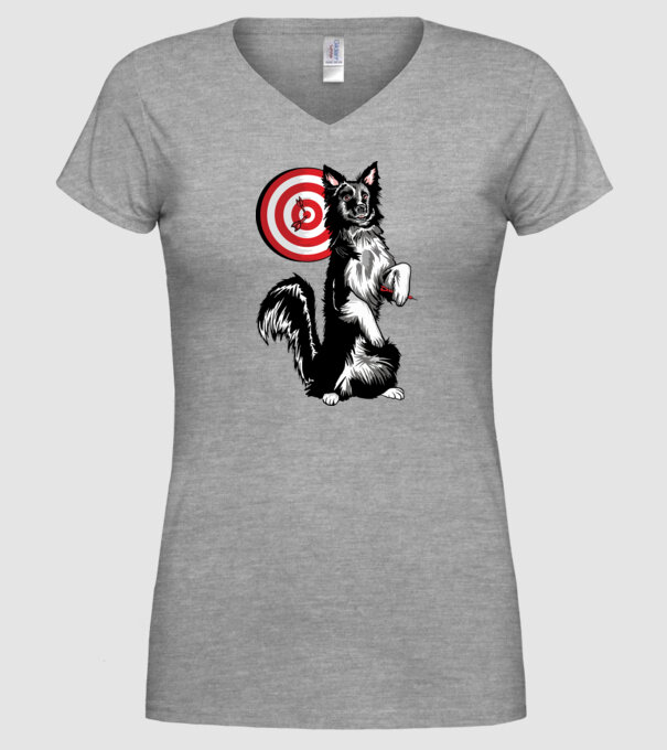 Câine cu Darts model gri pe tricou
