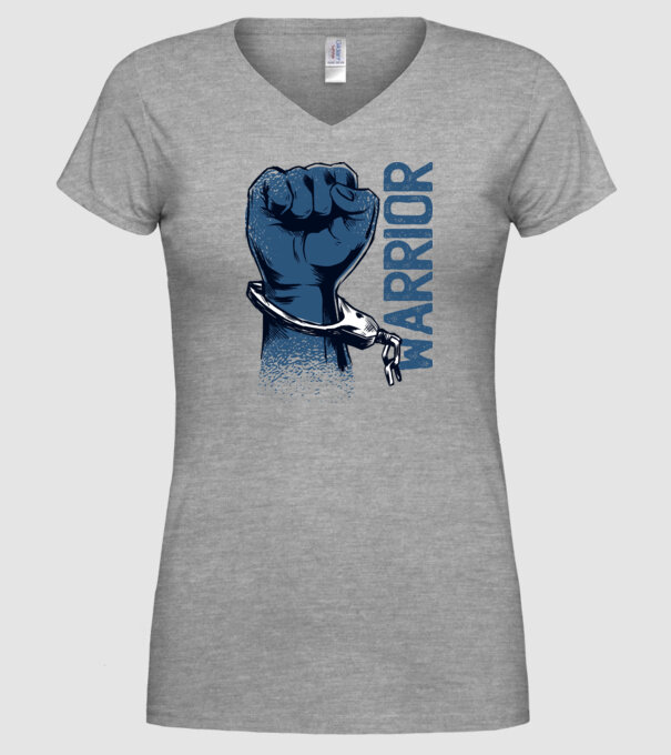 Pumn războinic model gri pe tricou