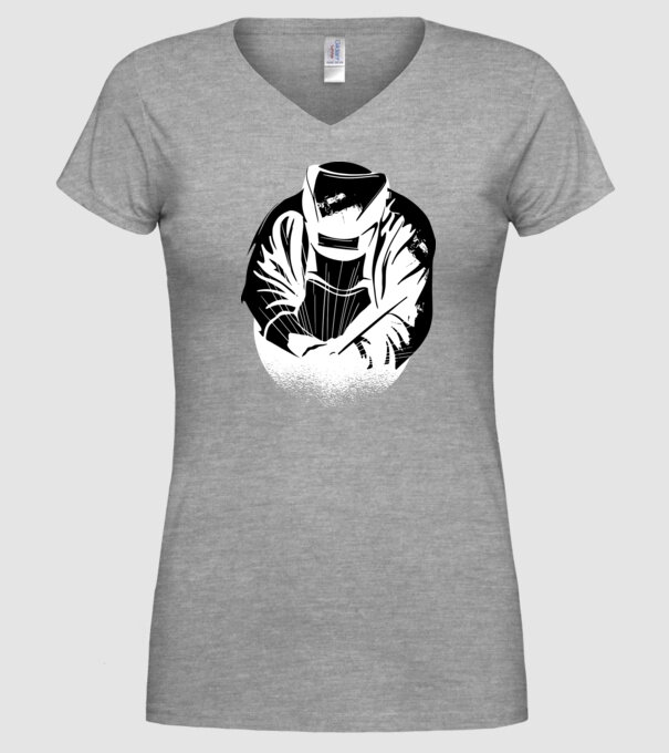 Tricou sudor model gri pe tricou