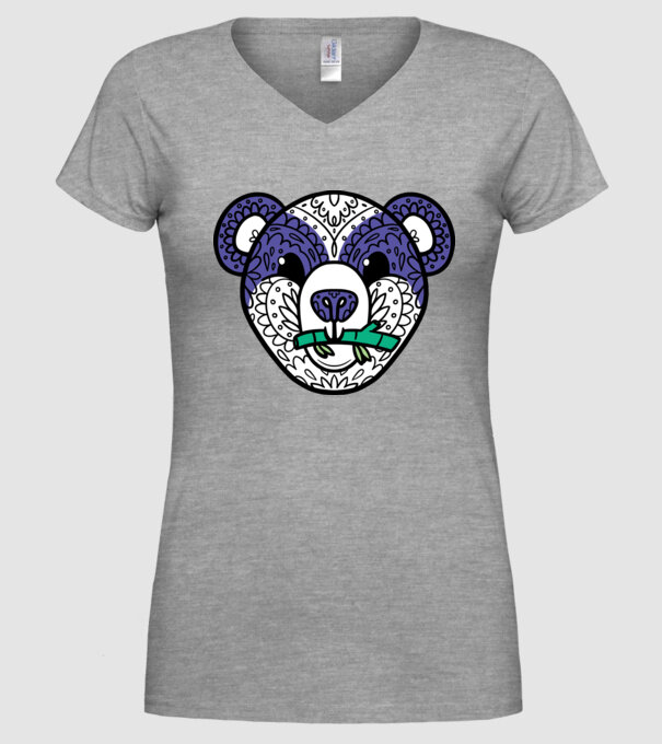 Mandala Panda model gri pe tricou