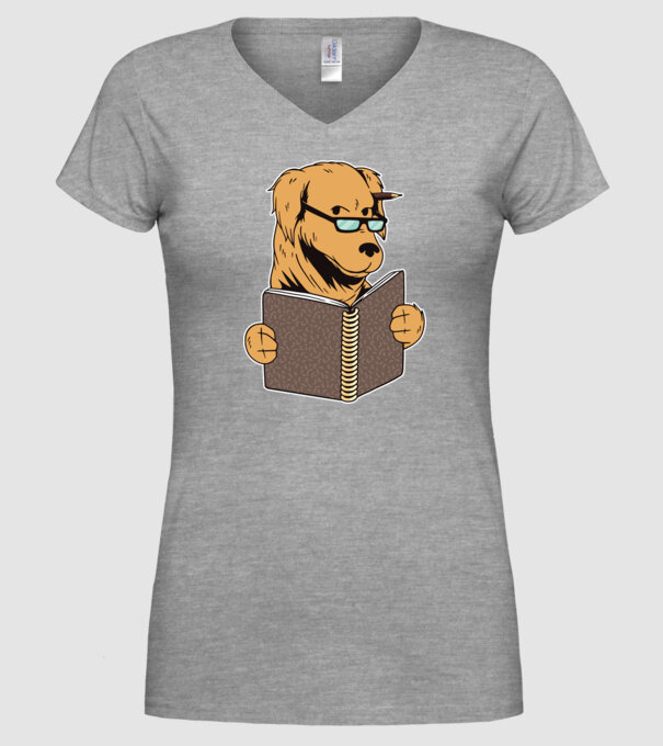Câine Studiind model gri pe tricou