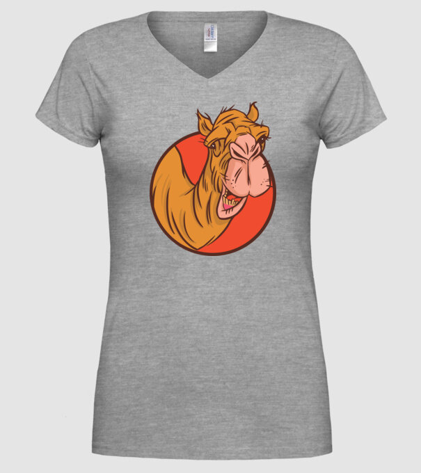 Cămilă model gri pe tricou
