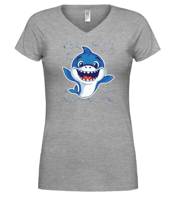  model  pe tricou