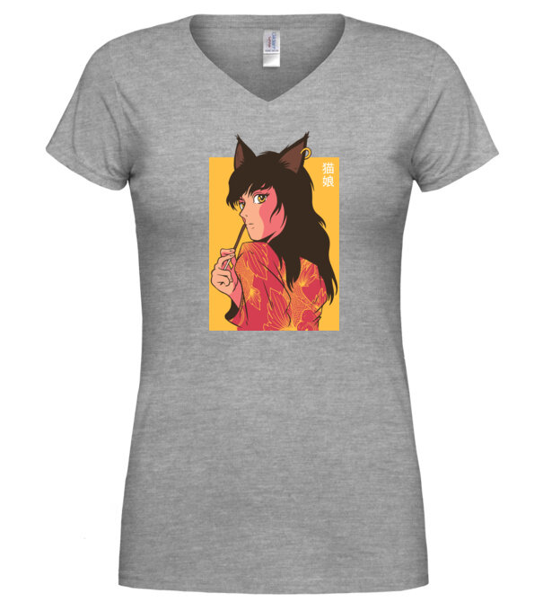  model  pe tricou
