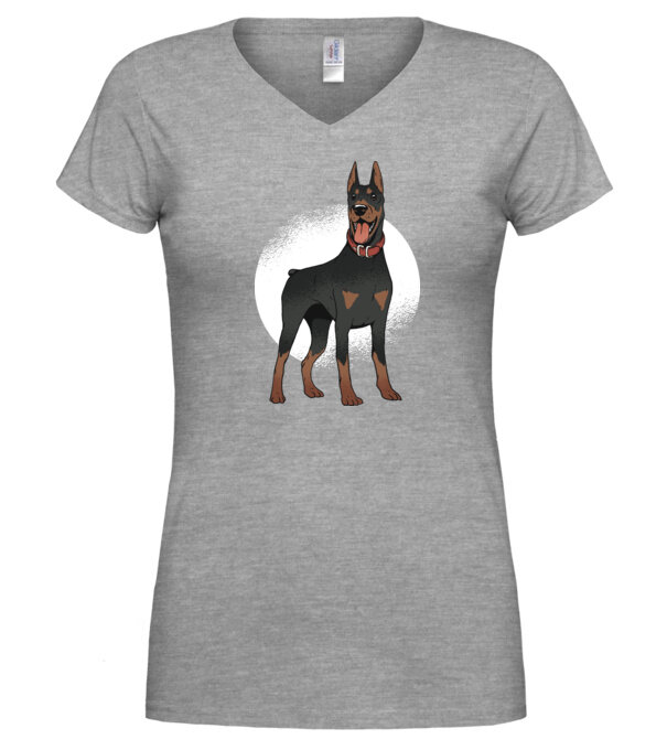  model  pe tricou