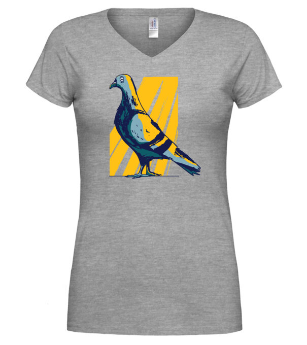  model  pe tricou