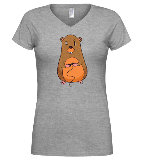  model  pe tricou