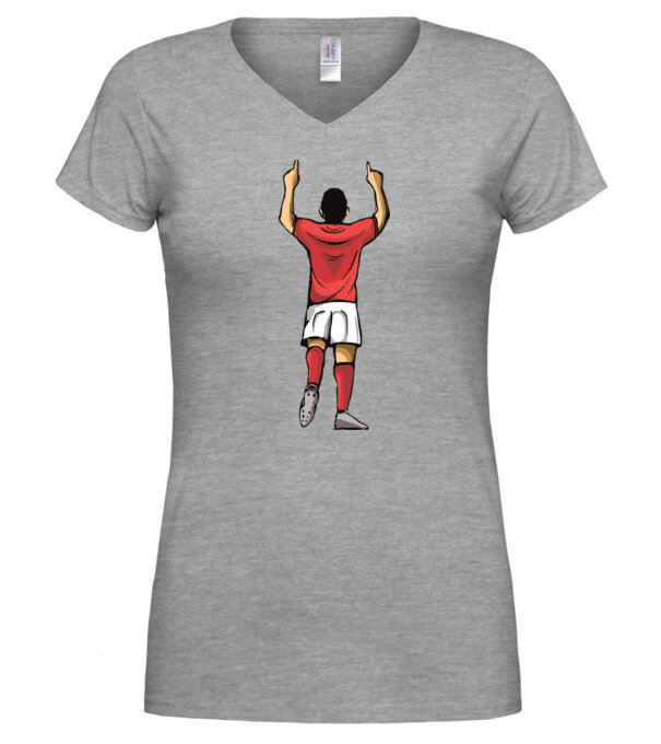  model  pe tricou