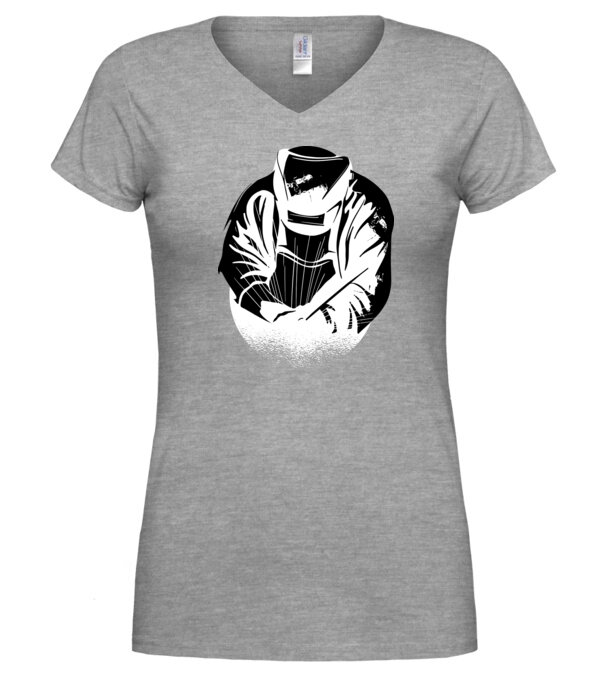  model  pe tricou