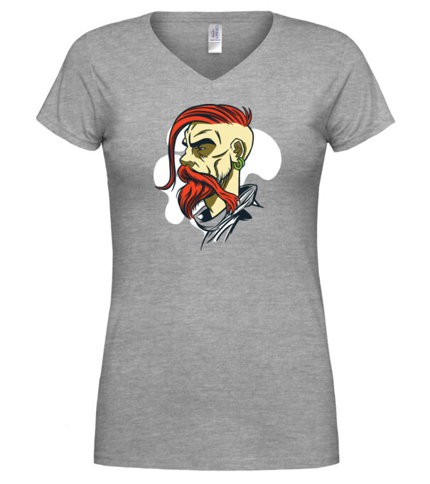  model  pe tricou