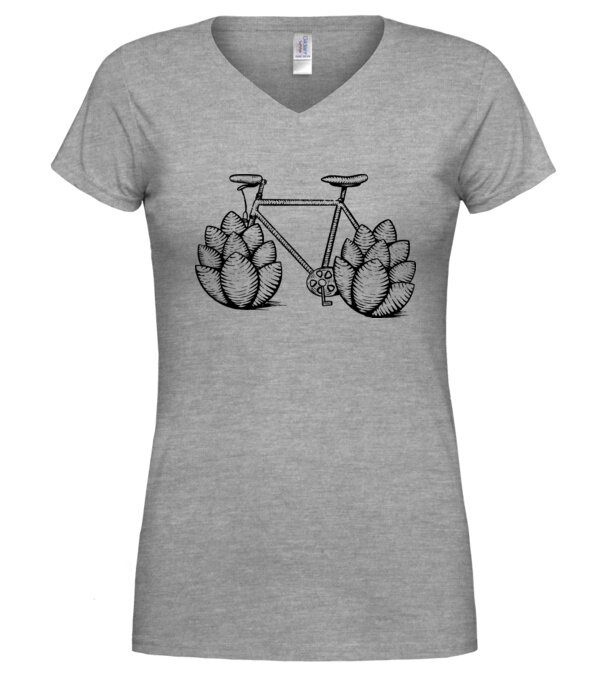  model  pe tricou