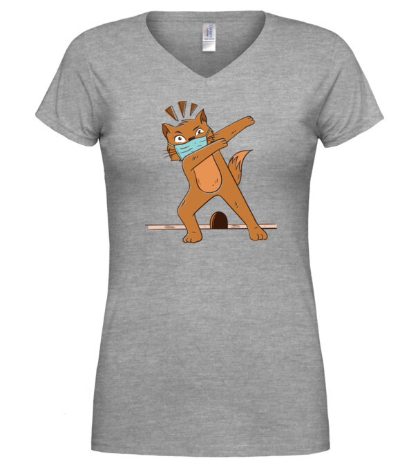 model  pe tricou