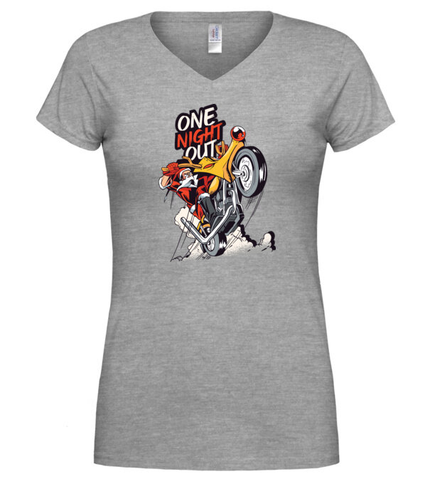 model  pe tricou