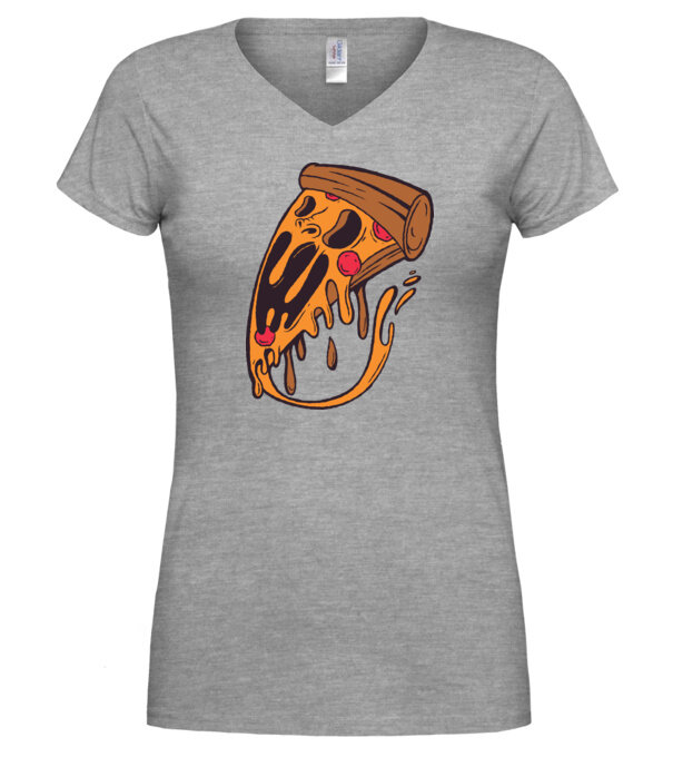  model  pe tricou