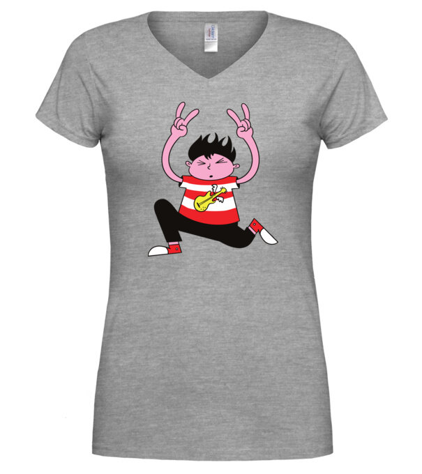  model  pe tricou