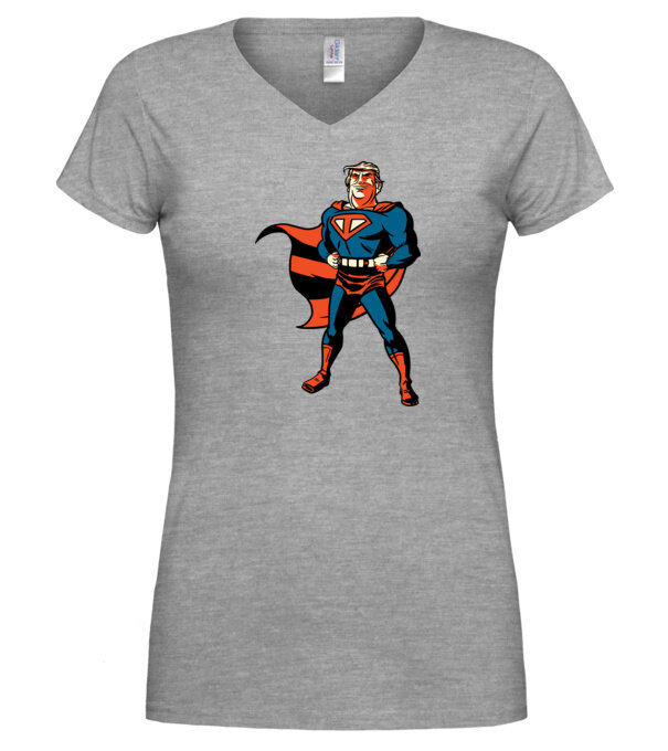  model  pe tricou