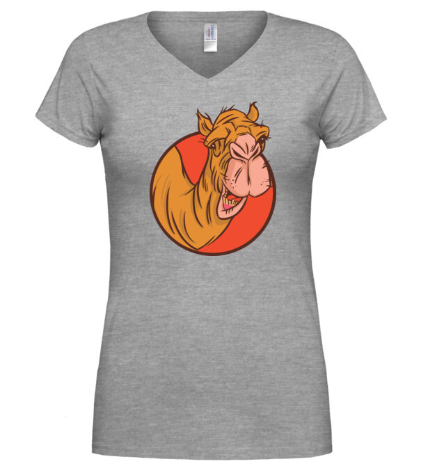  model  pe tricou