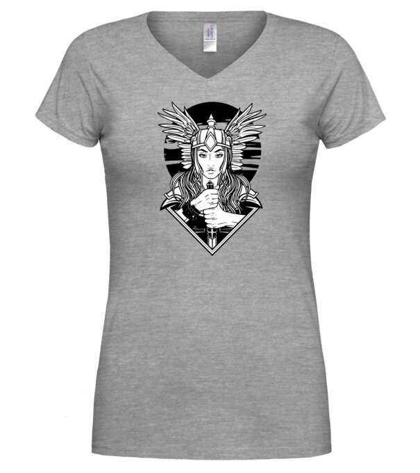  model  pe tricou