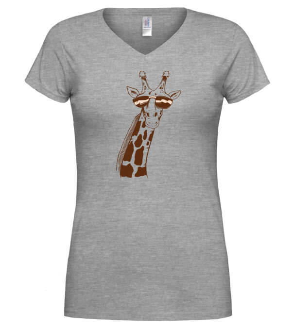  model  pe tricou