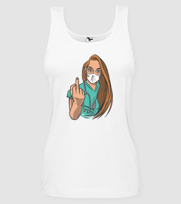 Asistentă medicală arată degetul model alb pe tricou