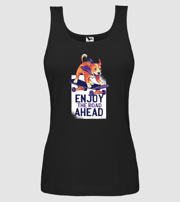 Câine Skateboarder model negru pe tricou