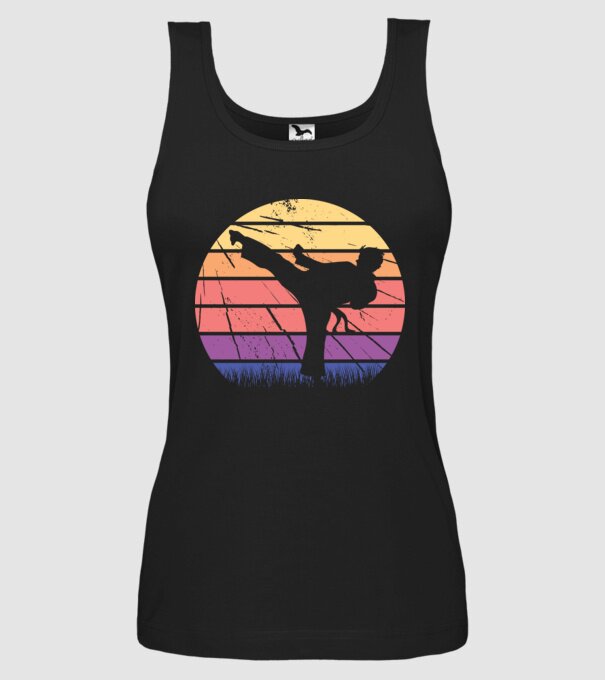 Karate Retro model negru pe tricou