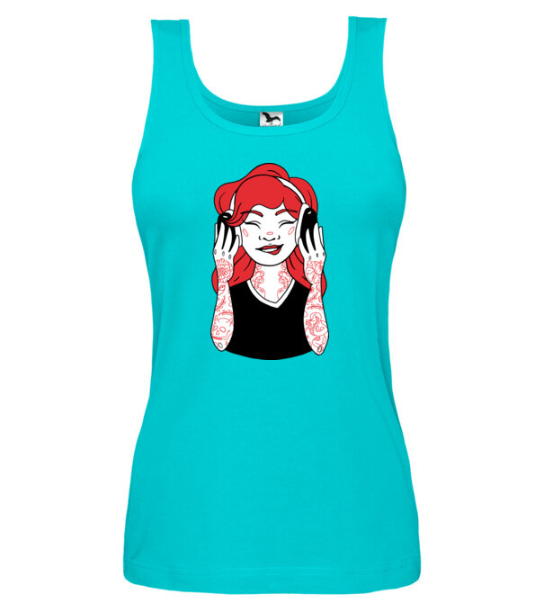  model  pe tricou