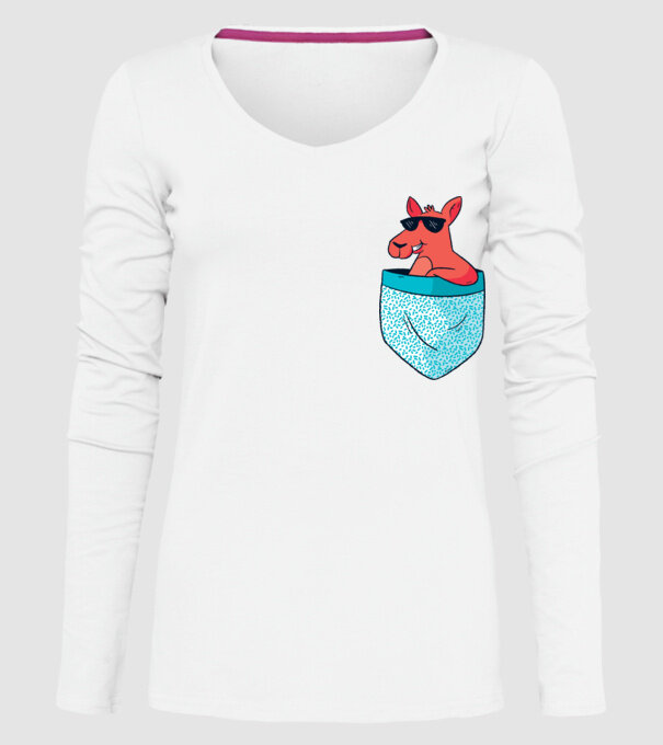 buzunar Cangur model alb pe tricou
