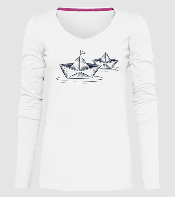 Barca de hârtie model alb pe tricou