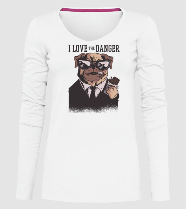 Iubesc pericolul Tricou cu mops model alb pe tricou