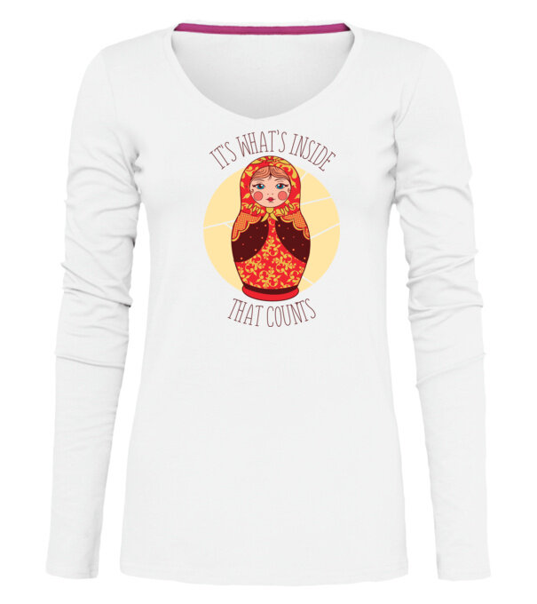  model  pe tricou