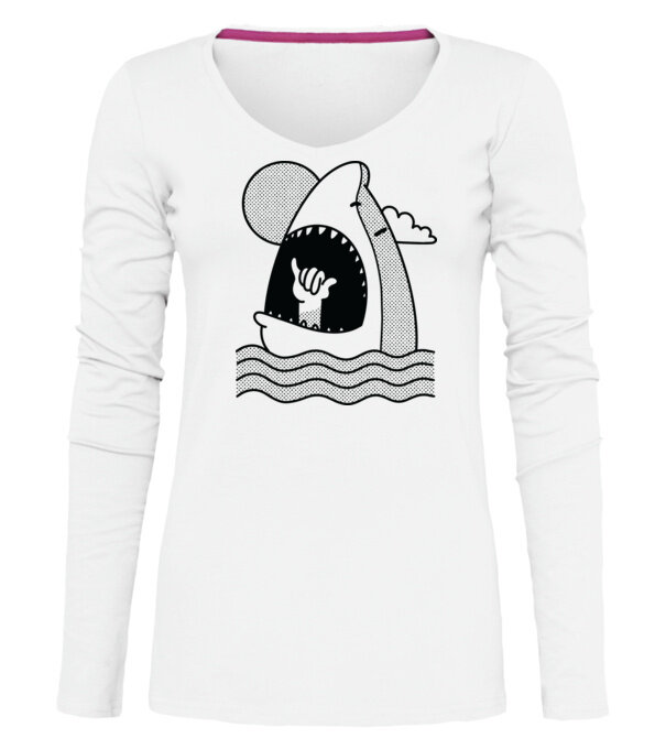 model  pe tricou