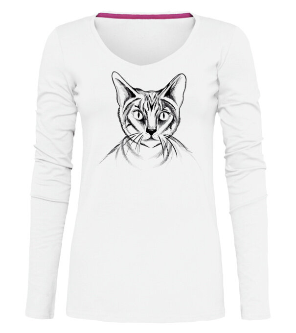  model  pe tricou
