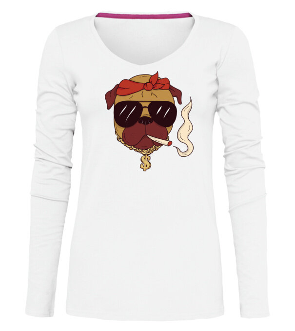  model  pe tricou