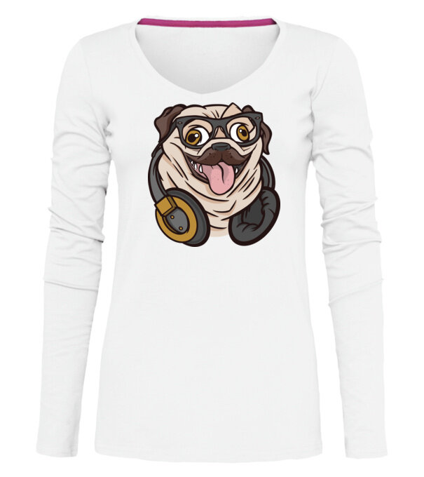  model  pe tricou