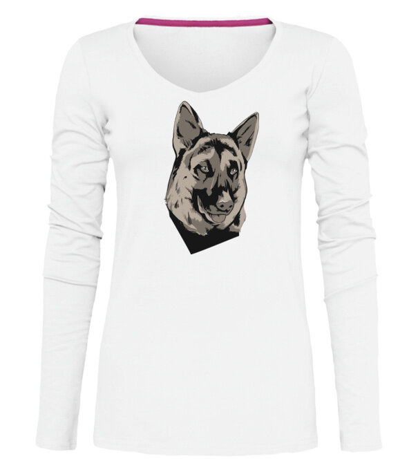  model  pe tricou