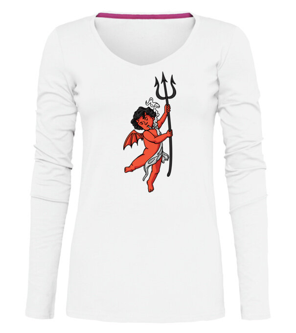  model  pe tricou