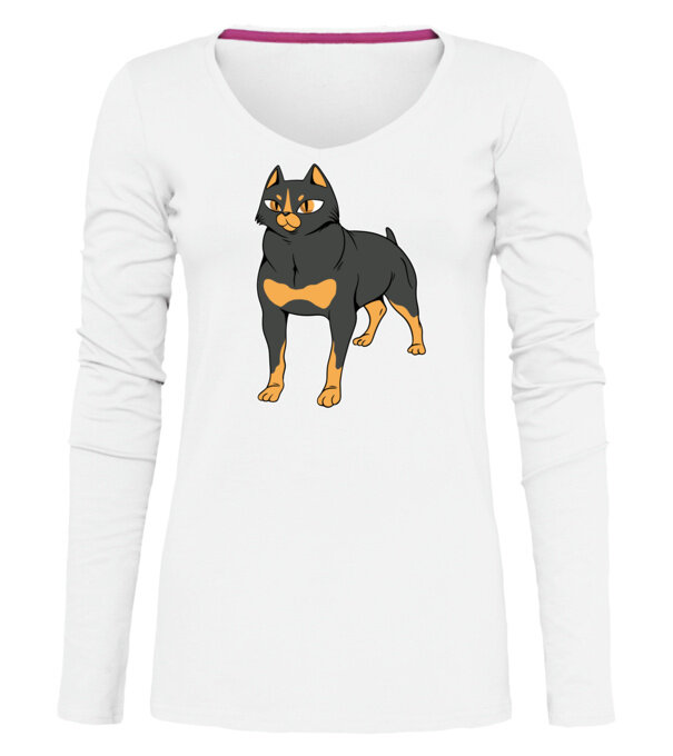  model  pe tricou